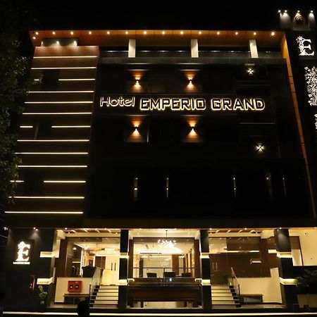 Hotel Emperio Grand Lucknow Exterior foto