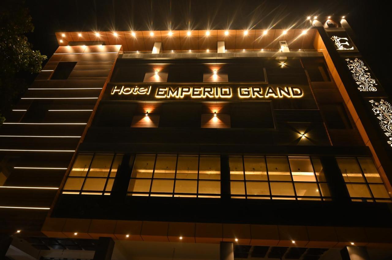 Hotel Emperio Grand Lucknow Exterior foto